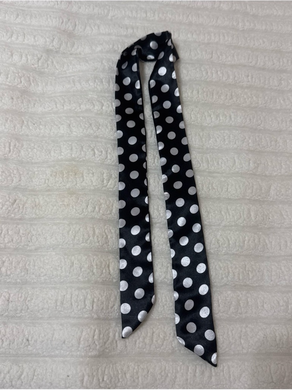 Kohl's Black and White Polka Dot Skinny Scarf